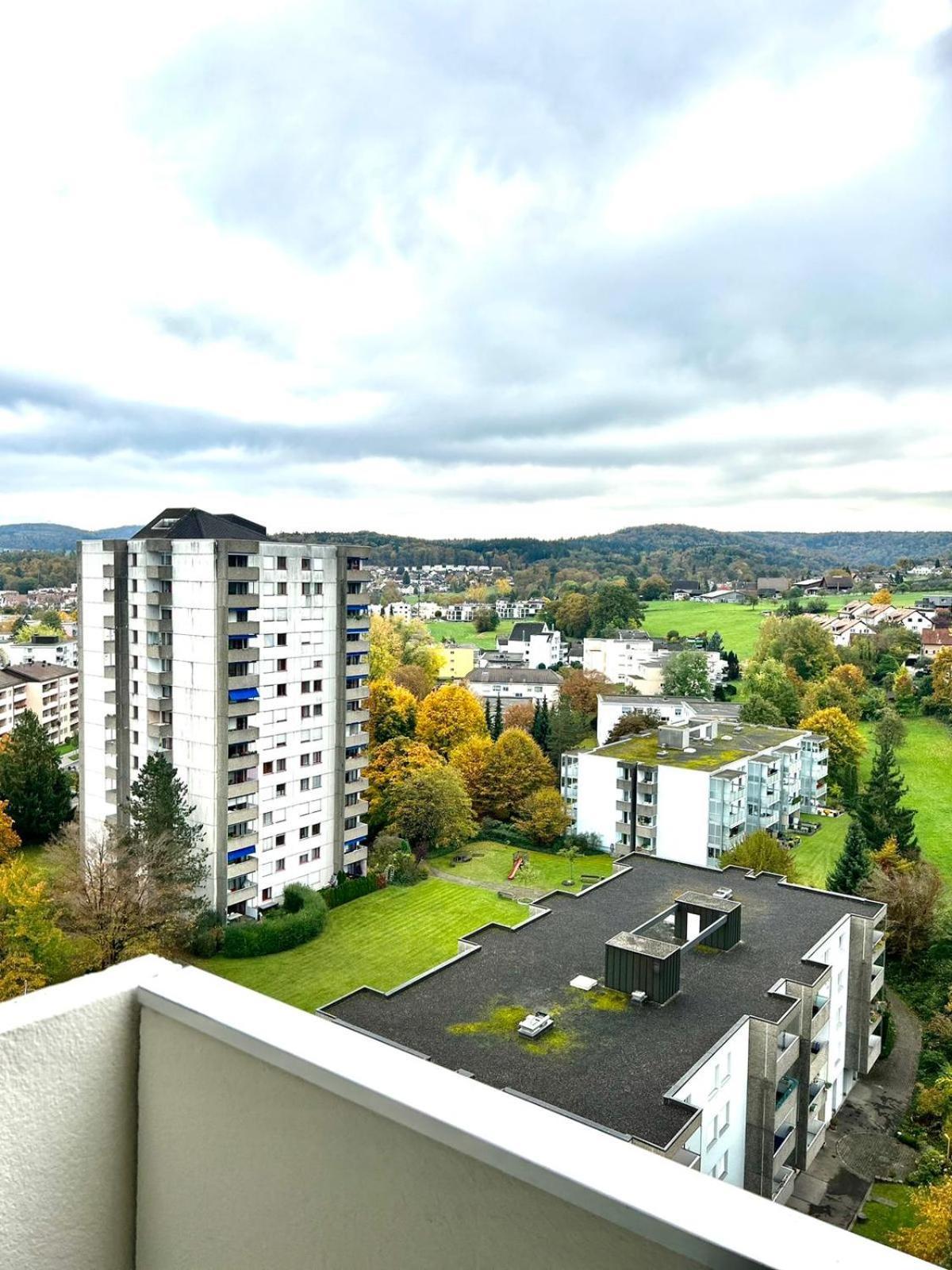 Apartamento Little Penthouse **** Dietikon Exterior foto