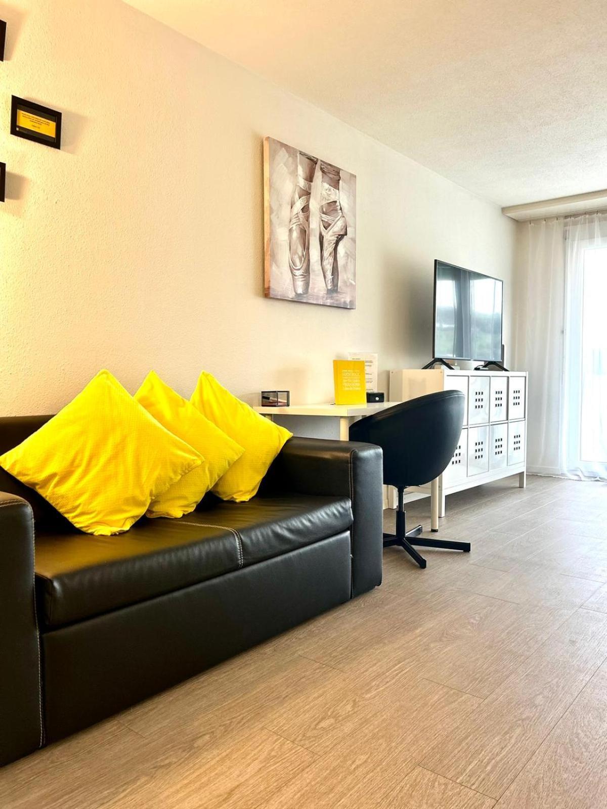 Apartamento Little Penthouse **** Dietikon Exterior foto