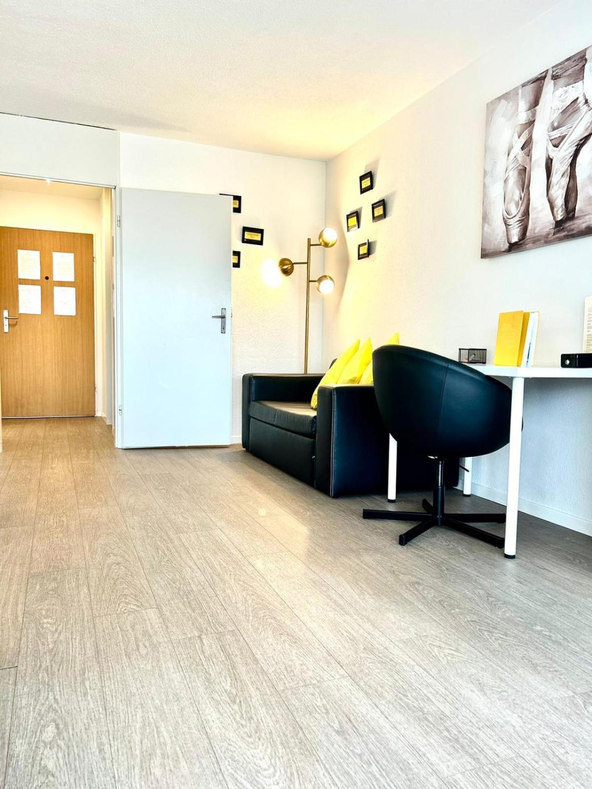 Apartamento Little Penthouse **** Dietikon Exterior foto